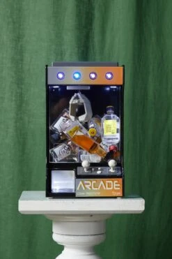 Typo Pencil Cases & Accessories Arcade Claw Machine -New Typo 1684239 01 4